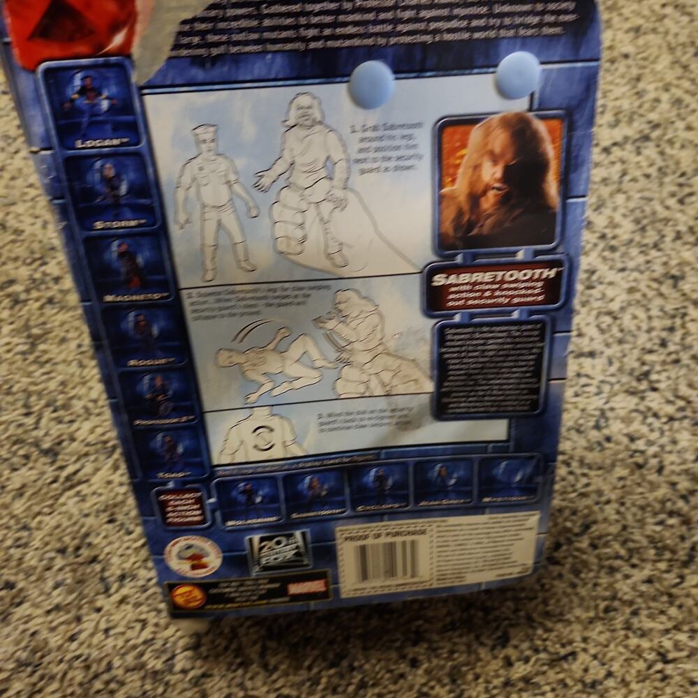 Marvel X-Men Sabertooth - Picture 2 of 2